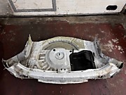 Задняя панель с тазиком
